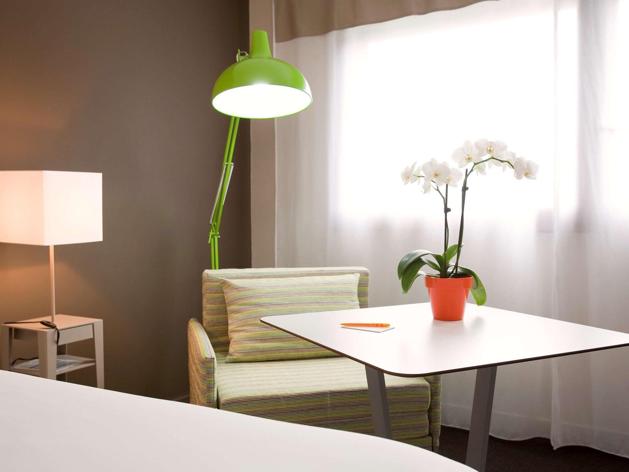 Hotel Ibis Styles Annemasse Geneve Ambilly Zewnętrze zdjęcie